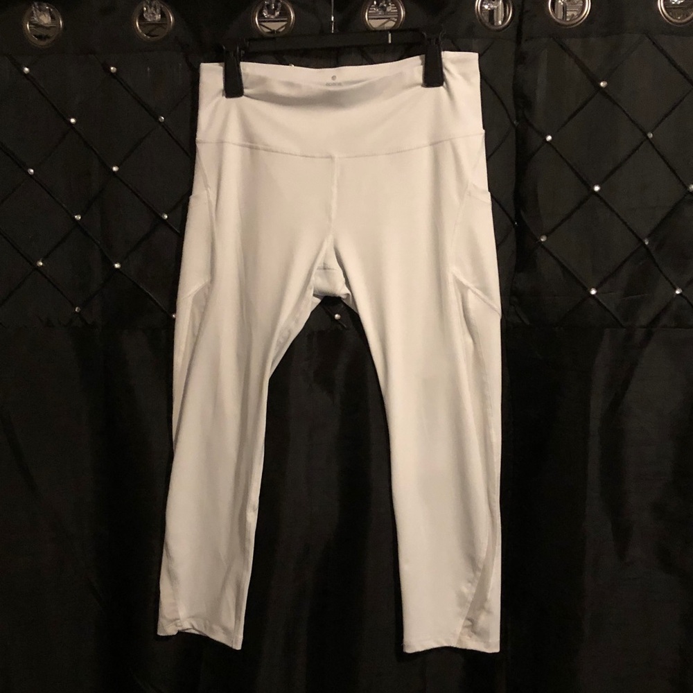 Apana White Activewear Leggings